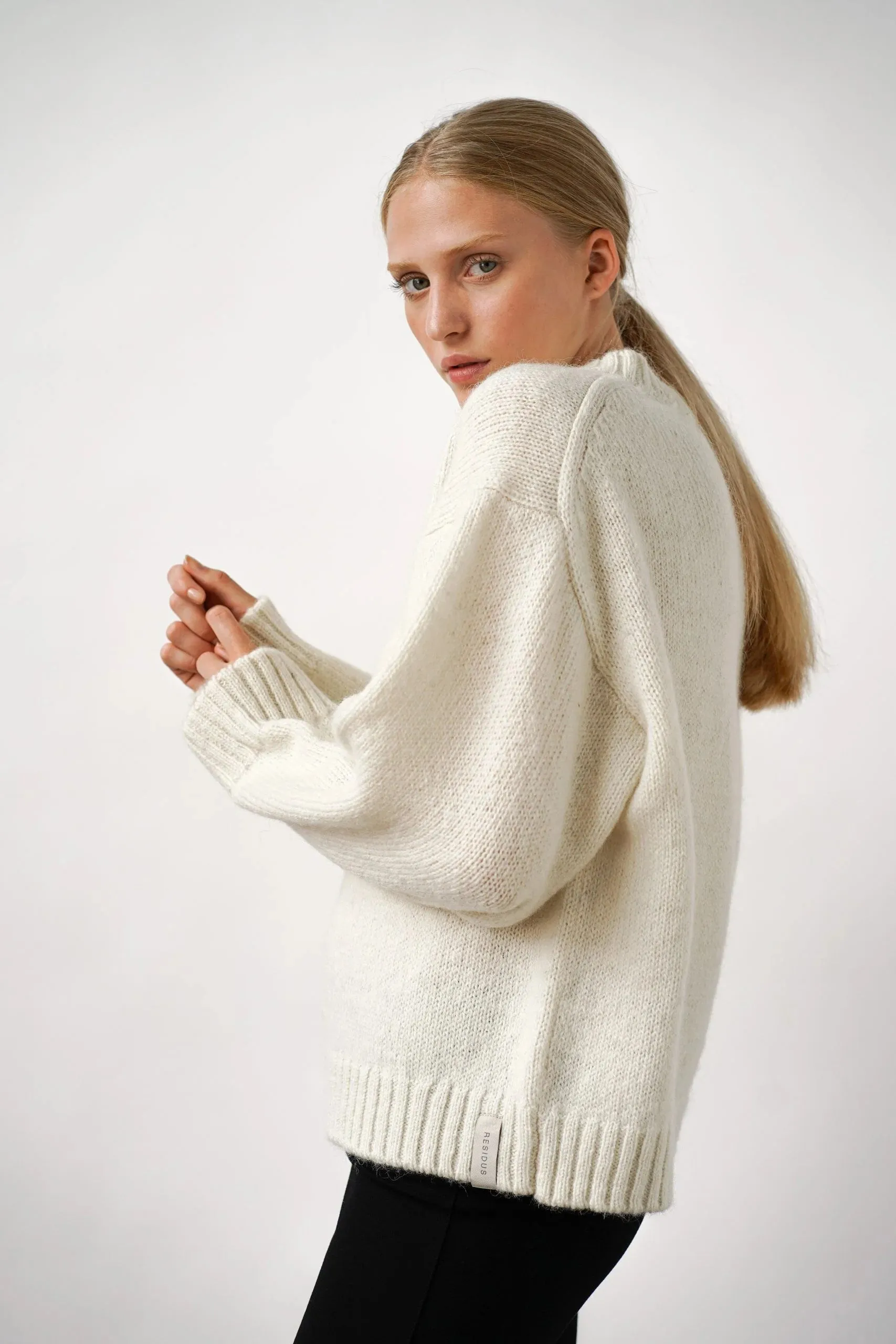 Ire Knitted Sweater Ivory