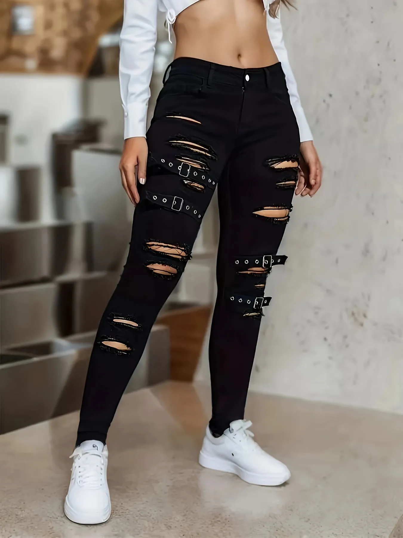 Trendy Skinny Ripped Jeans | Chic Slim Fit Denim for Effortless Style”