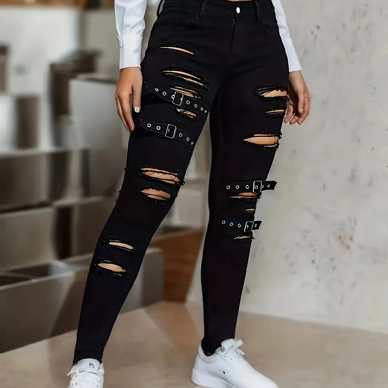 Trendy Skinny Ripped Jeans | Chic Slim Fit Denim for Effortless Style”